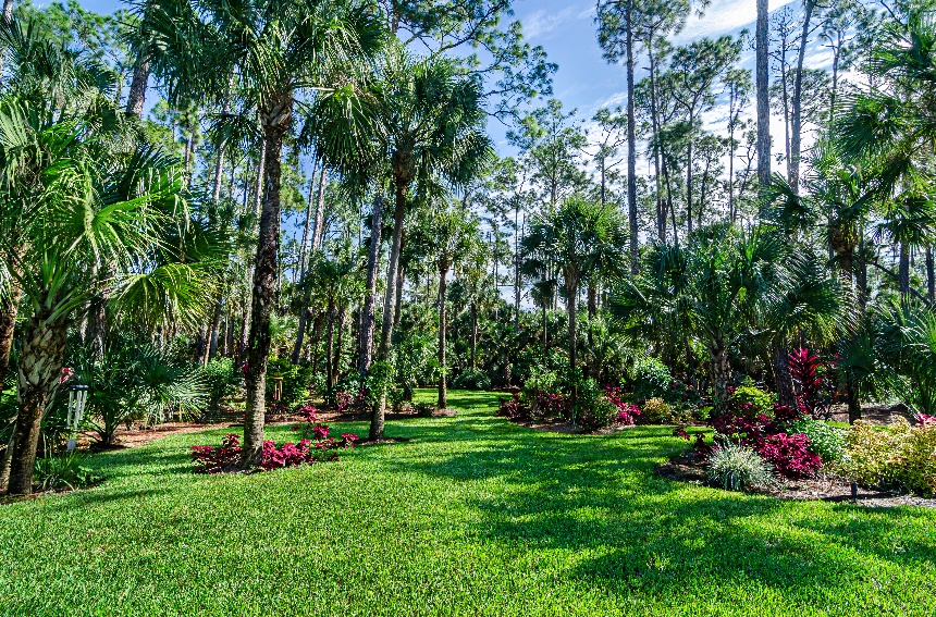 One of Florida’s finest private communities, Pelican Marsh offers luxury living with unmatched amenities.